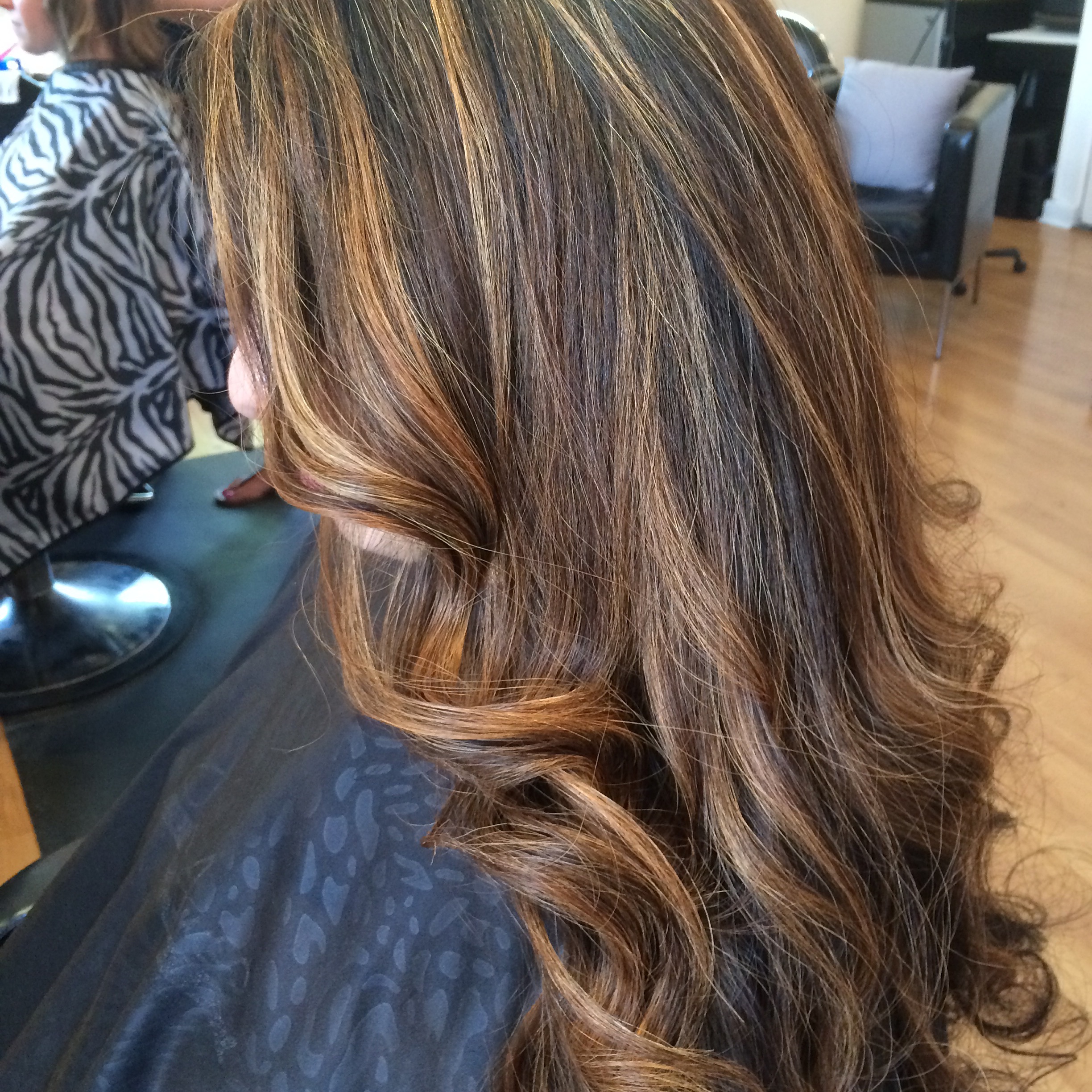 Top Reviews Salon Image