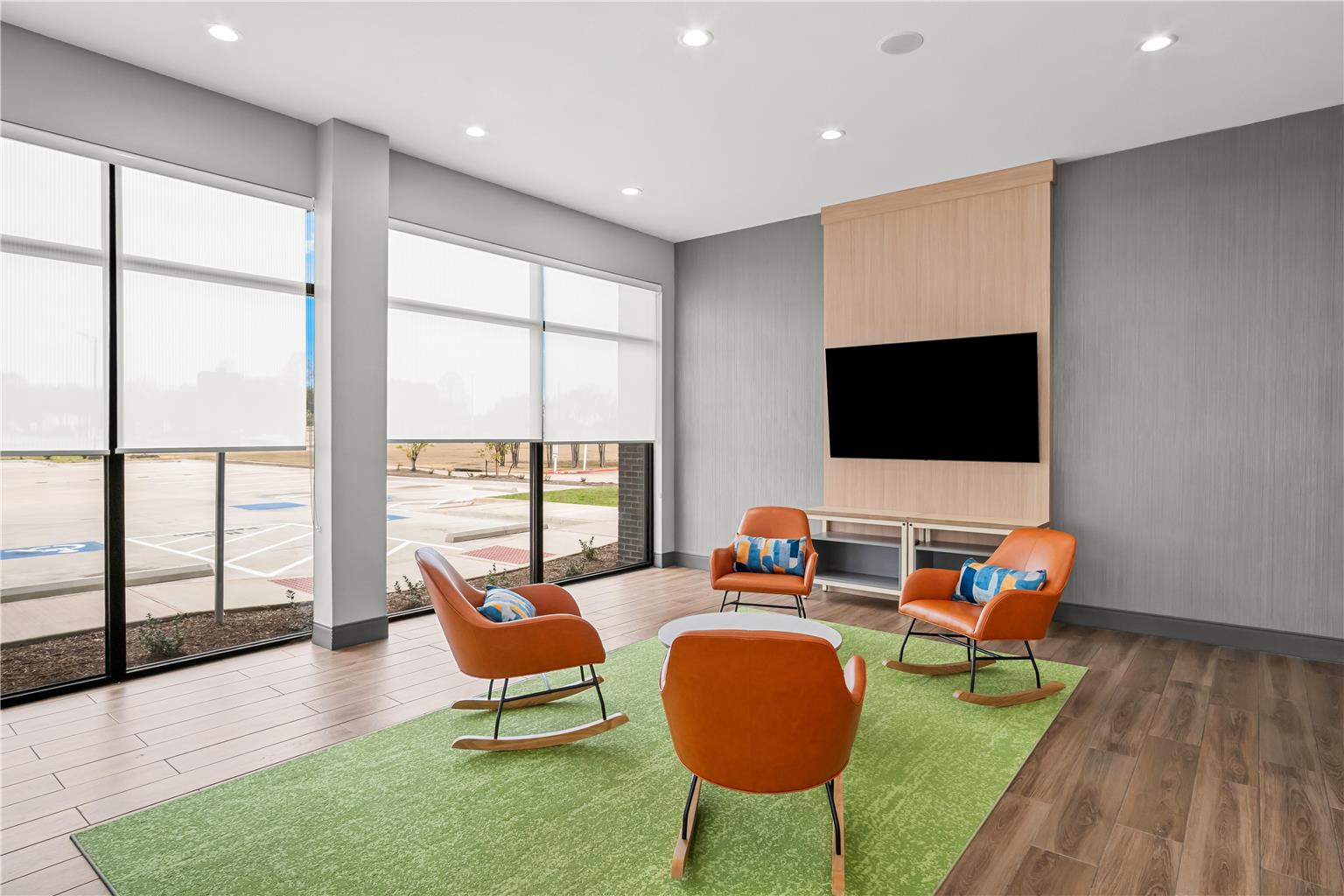 Spark by Hilton Garland Dallas East Image