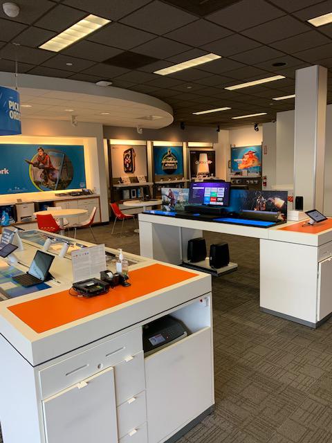 AT&T Store Photo