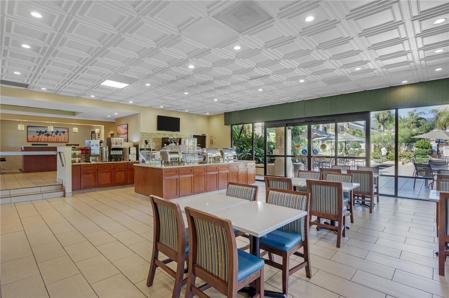 Best Western Plus South Coast Inn Image