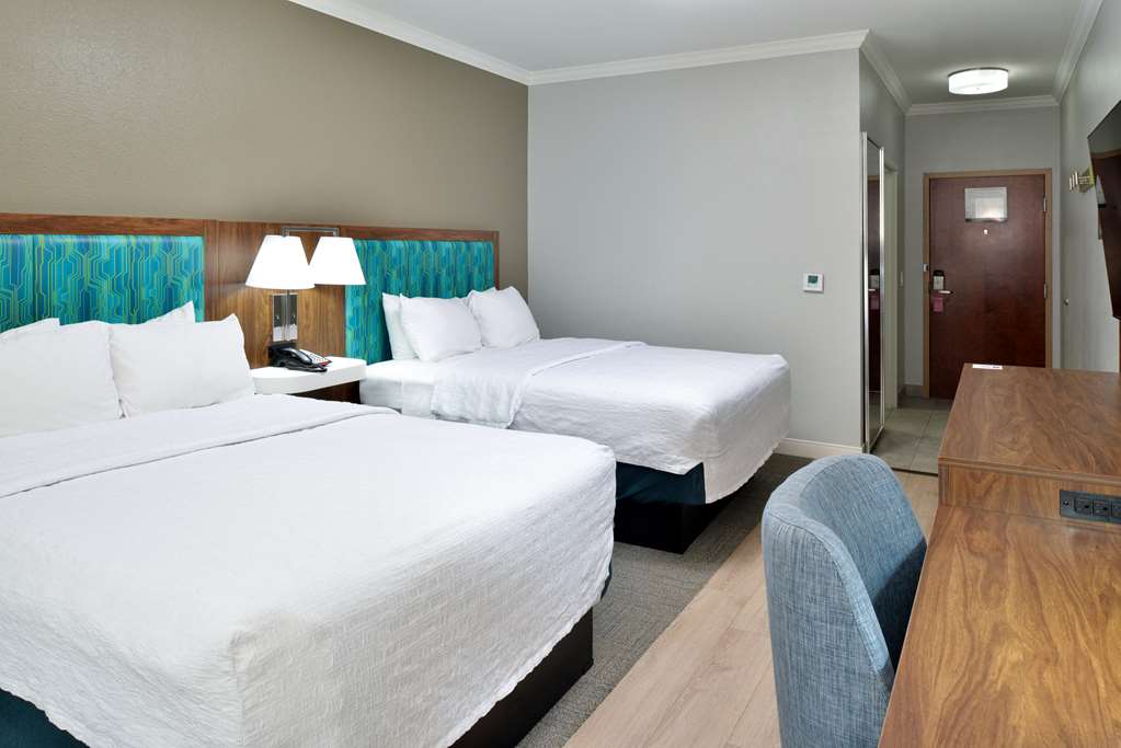 Hampton Inn & Suites Greenville Image