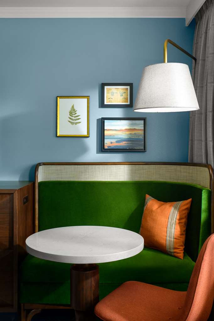 Hayes Mansion San Jose, Curio Collection by Hilton Image