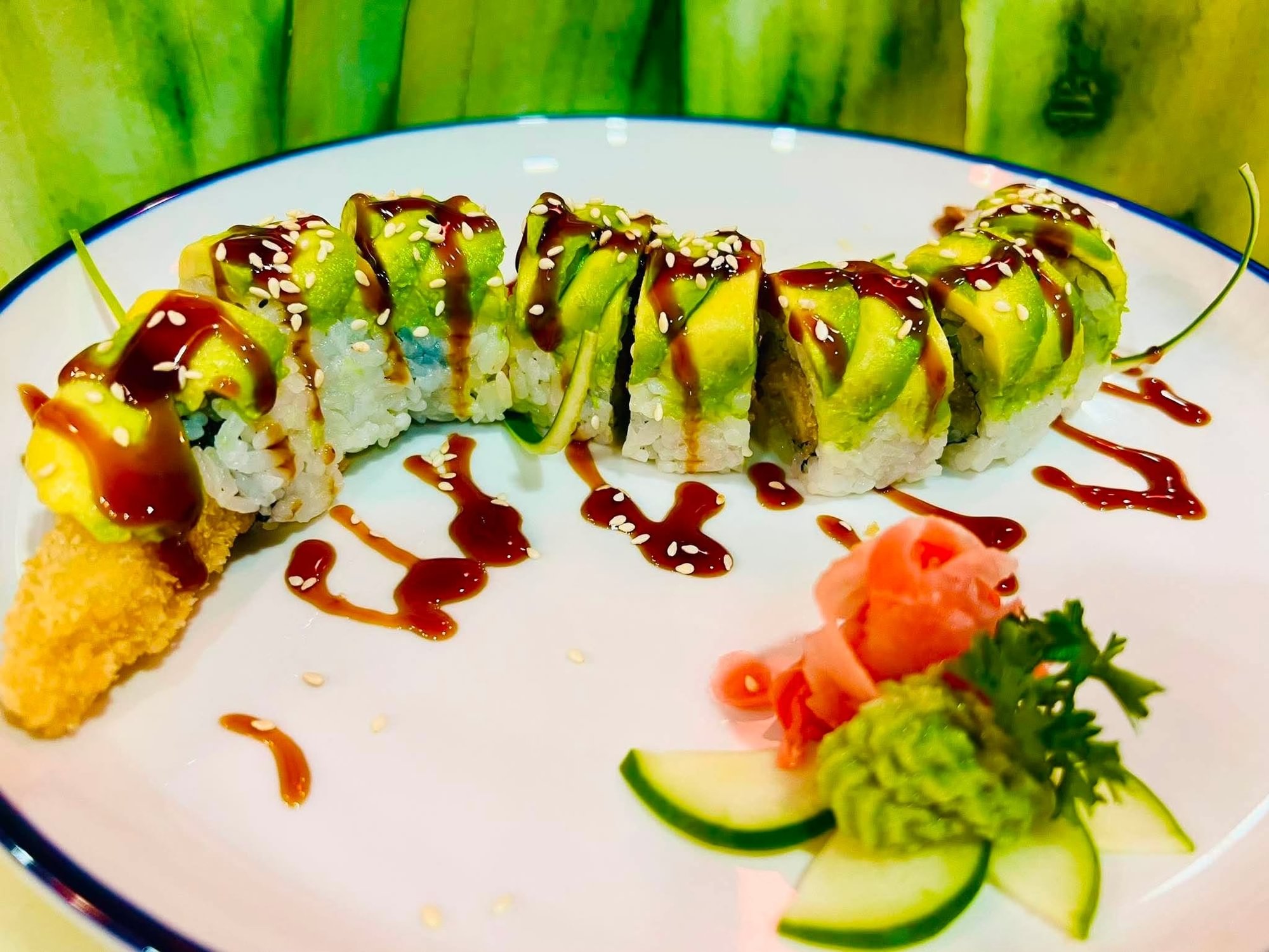 DRAGON ROLL