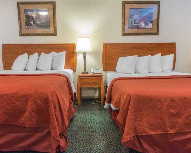 Images Quality Inn Royle