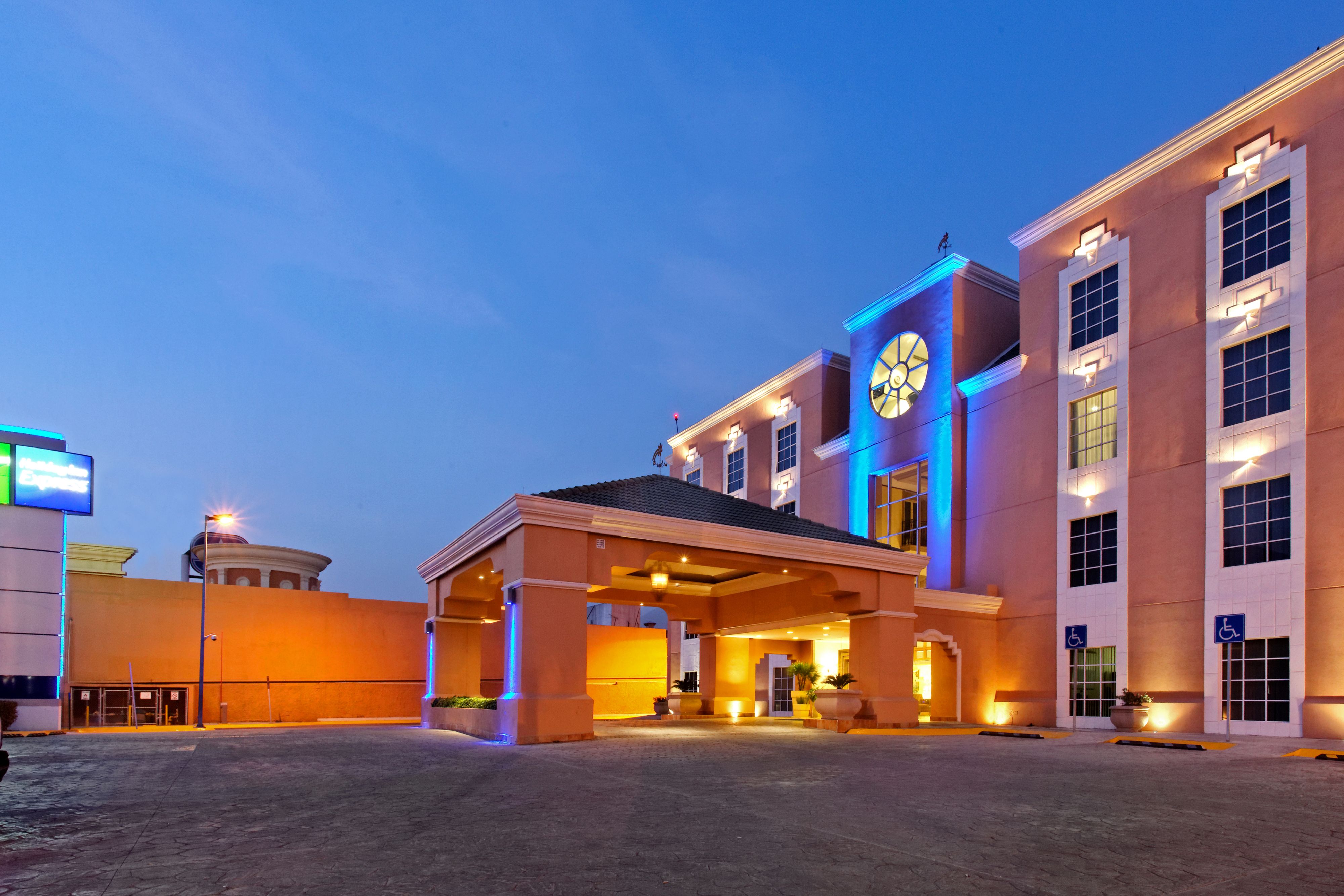 Images Holiday Inn Express Monterrey Tecnologico