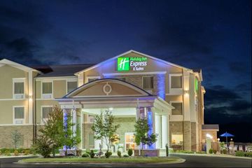 Holiday Inn Express & Suites