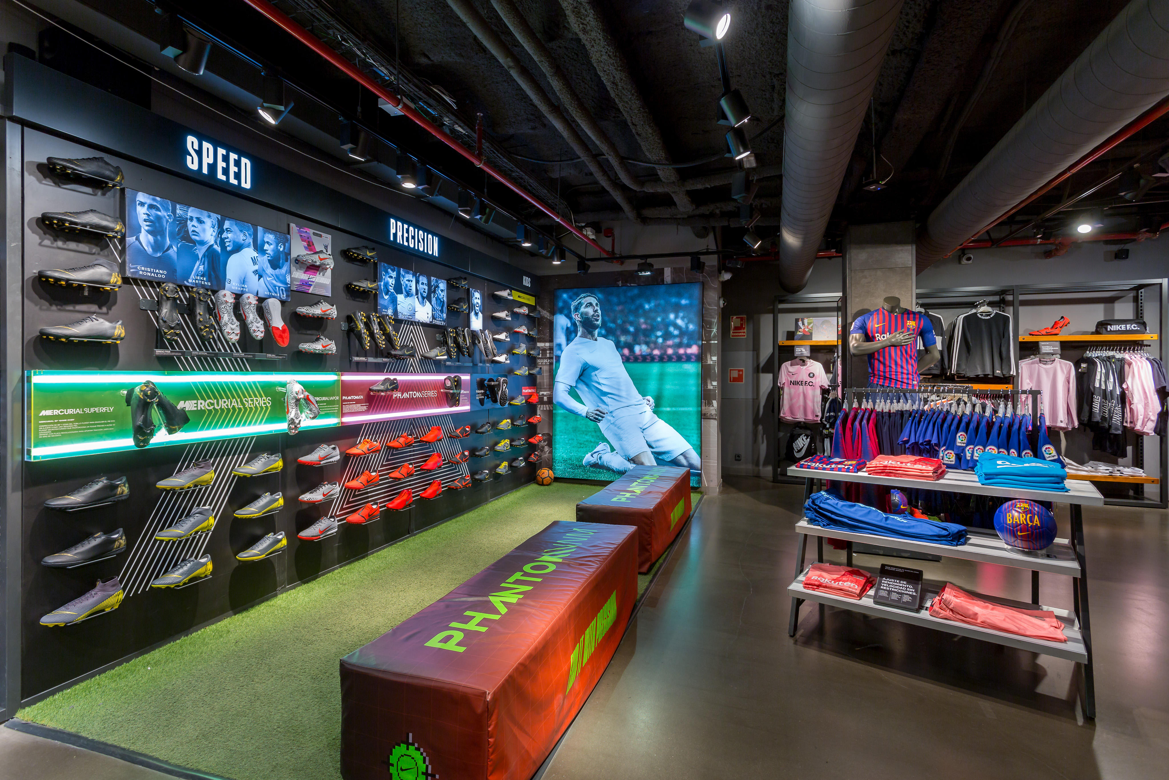 Images Nike Store Gran Via