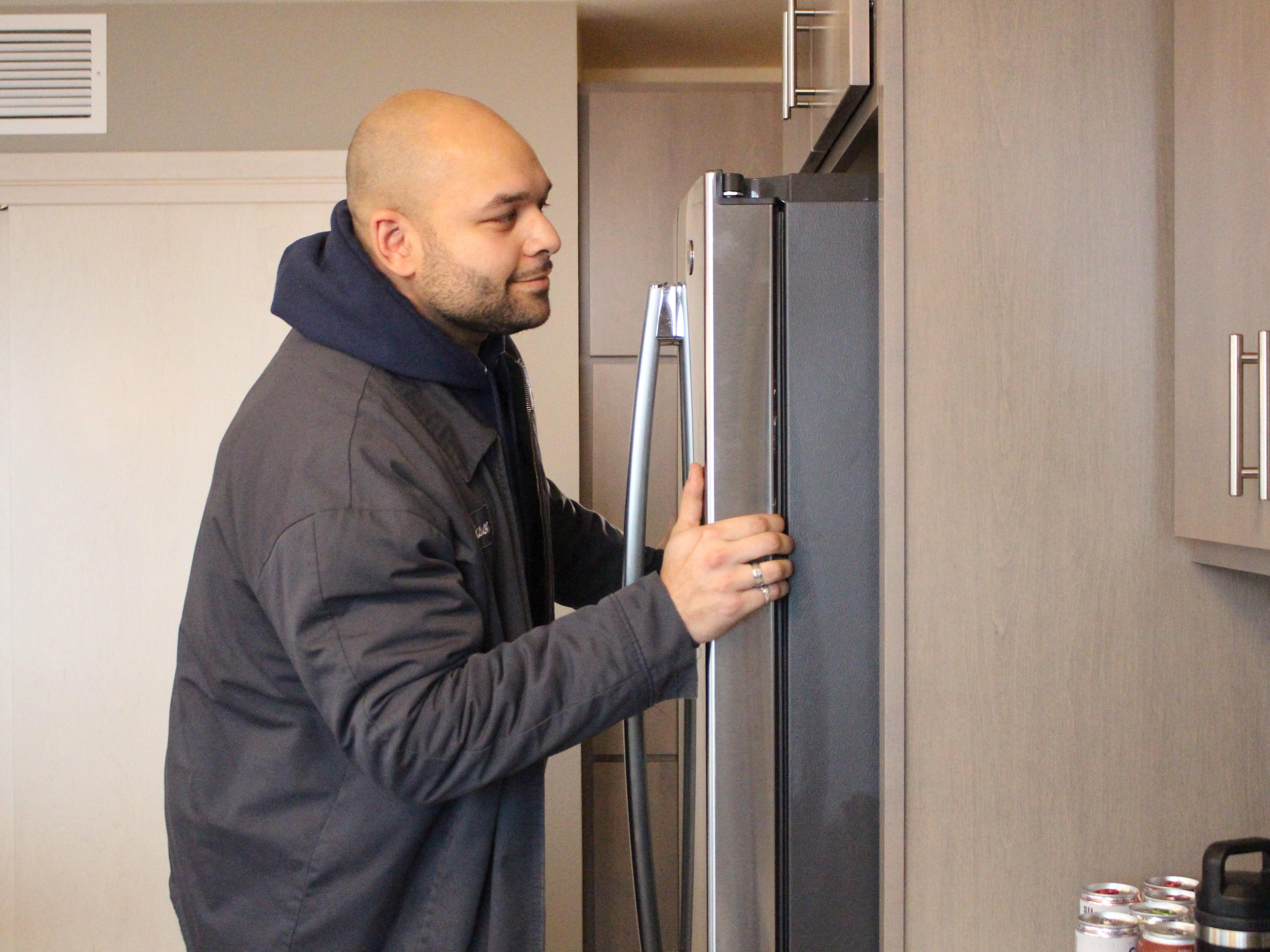 Brothers Main Appliances & TV Distribution Center