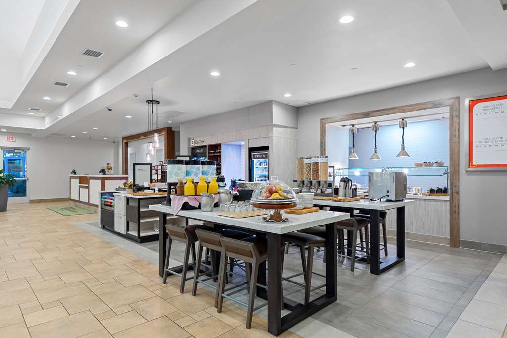 Hilton Garden Inn Auburn Image