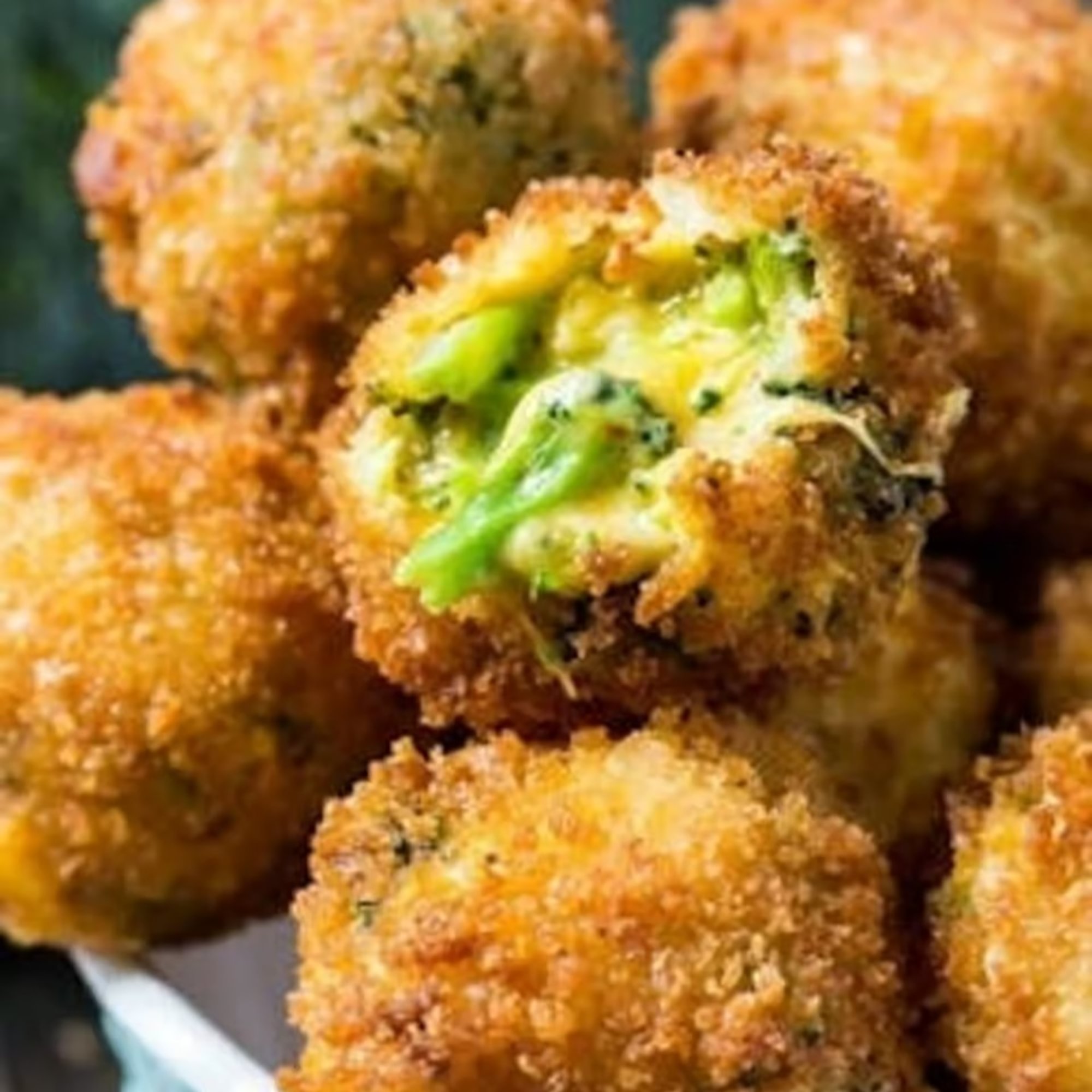 Cheddar & Broccoli Bites