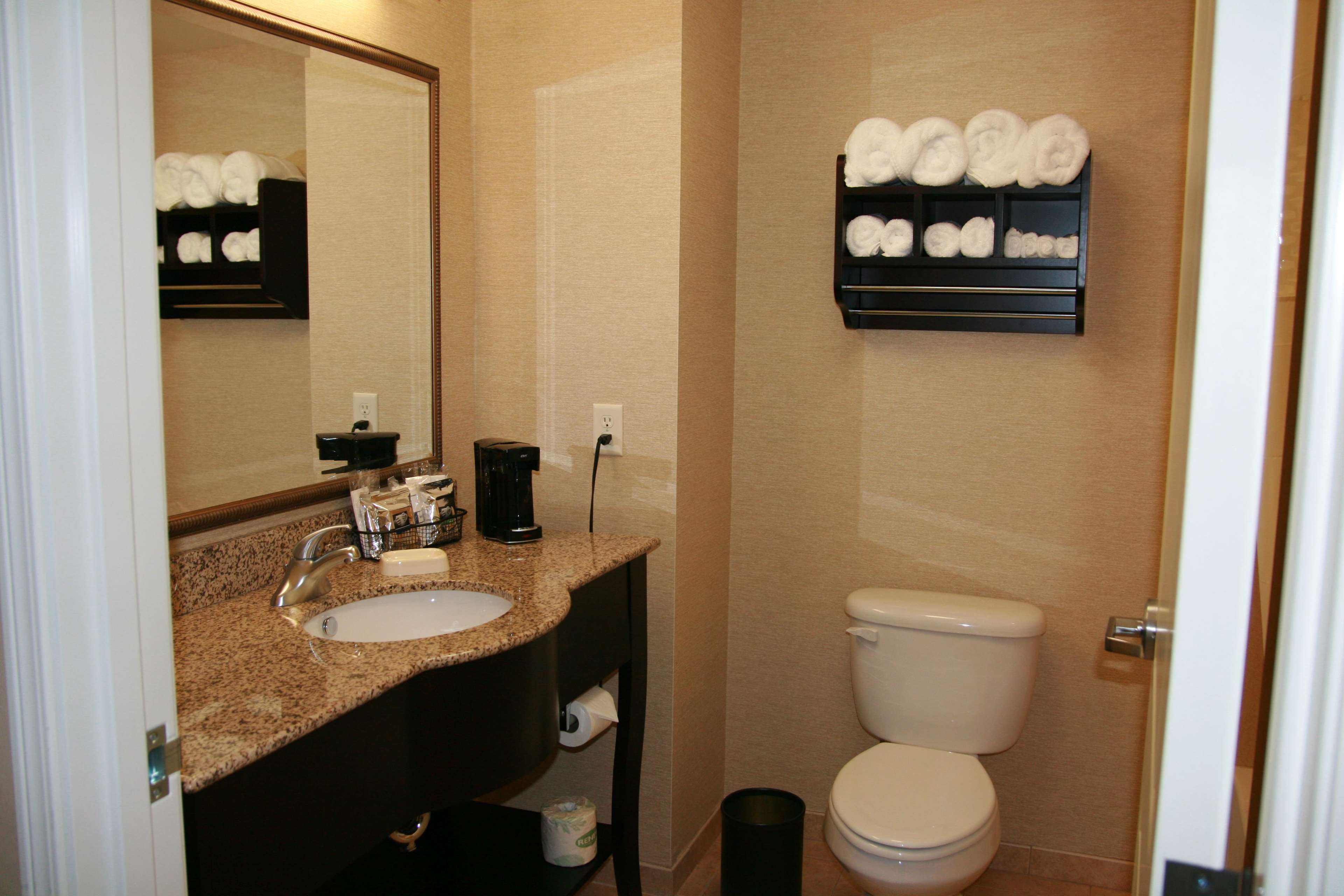 Hampton Inn Denver Northeast-Brighton Photo