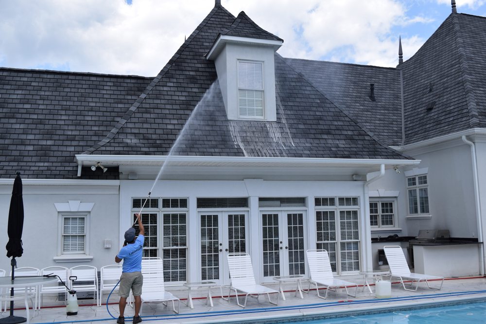 Window Hero Charlotte Image