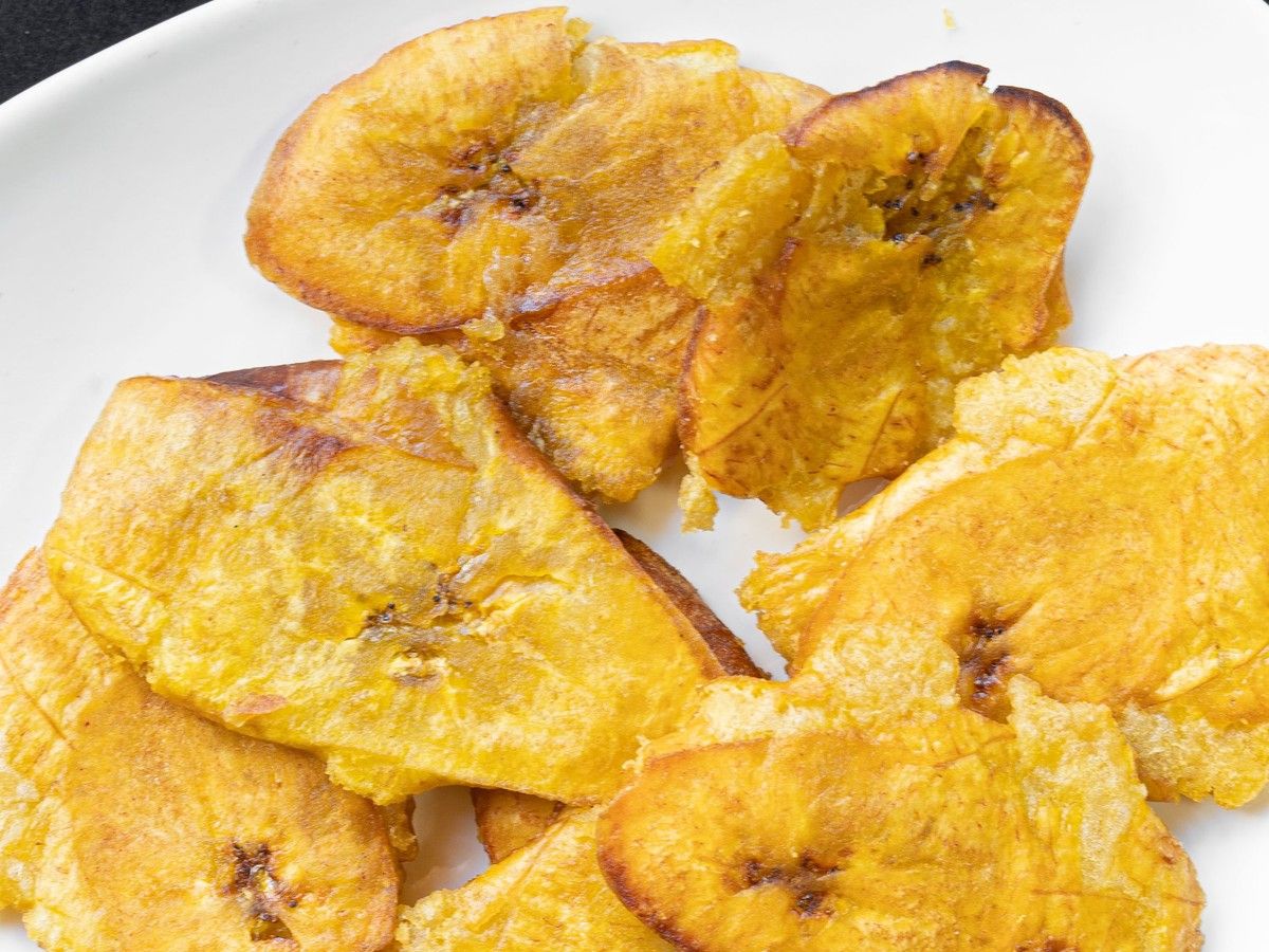 Tostones/ Fried Plantains