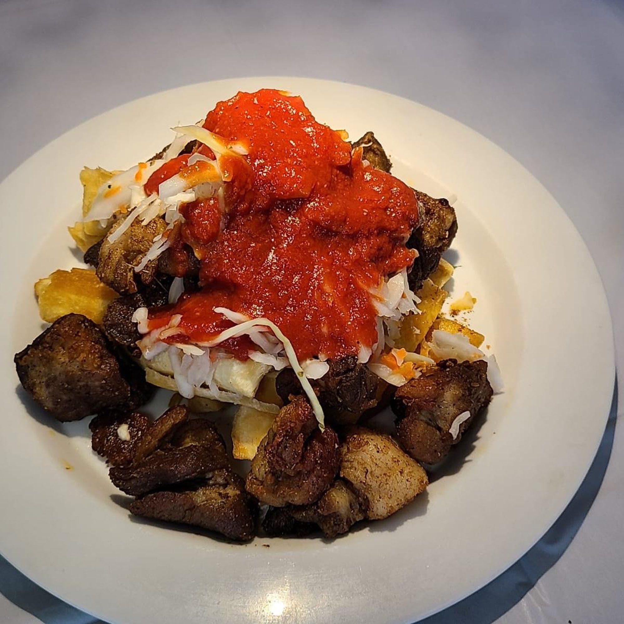 Yuca Con Chicharrón