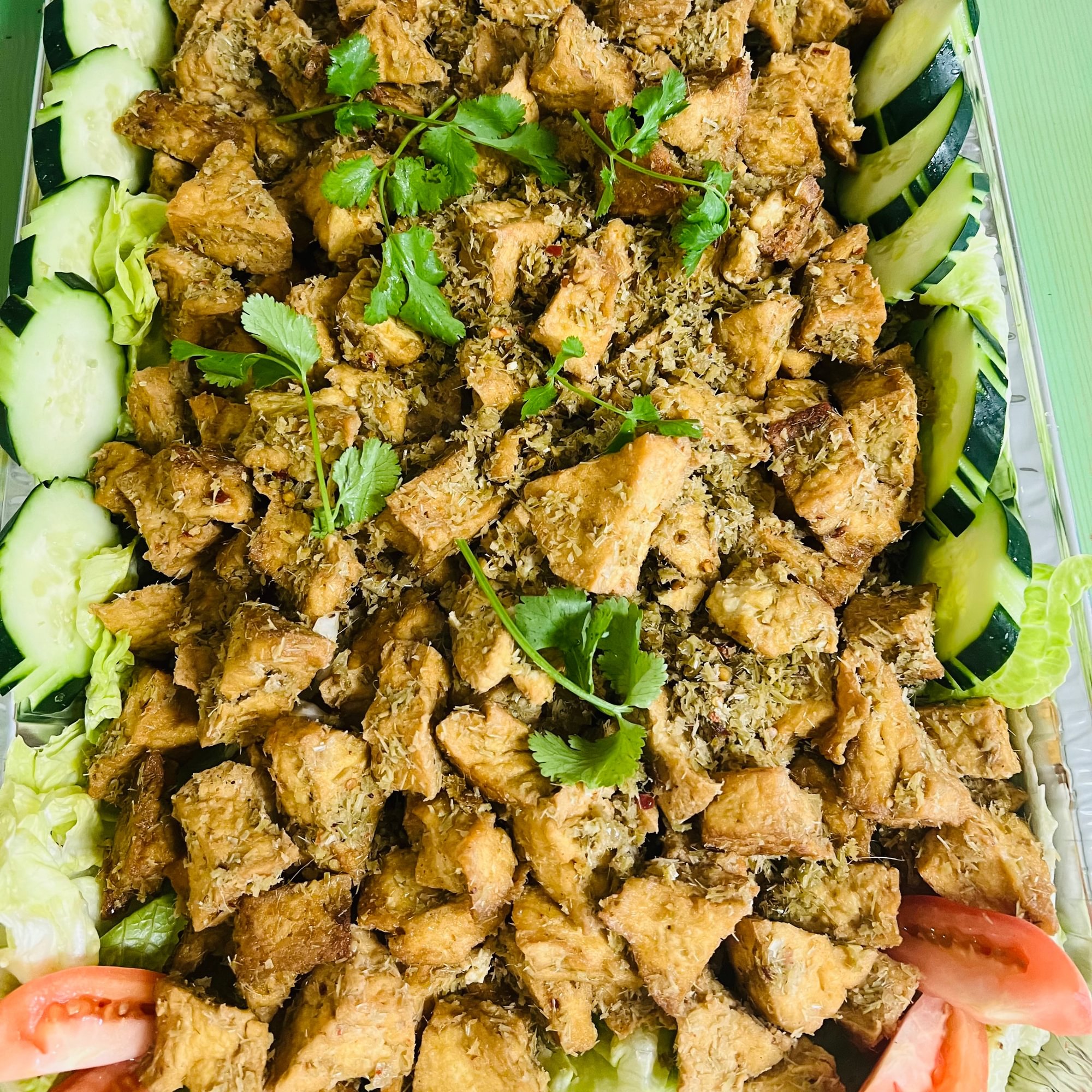 T17. Lemongrass Tofu S/L (tray Đ.Hủ Xã Ớt)