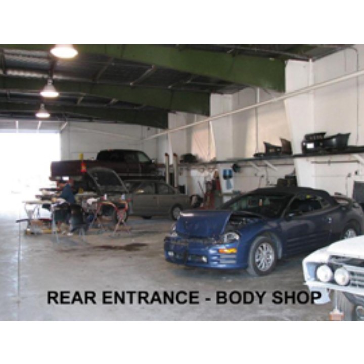 Vacaville Auto Body Center Image