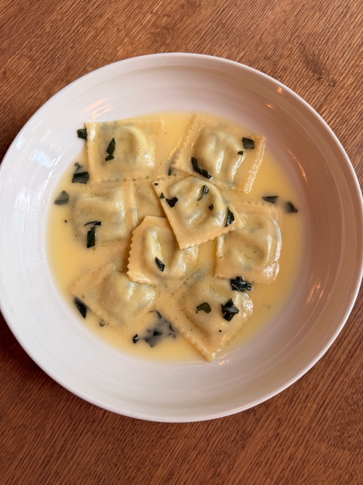 Ravioli Alla Salvia
