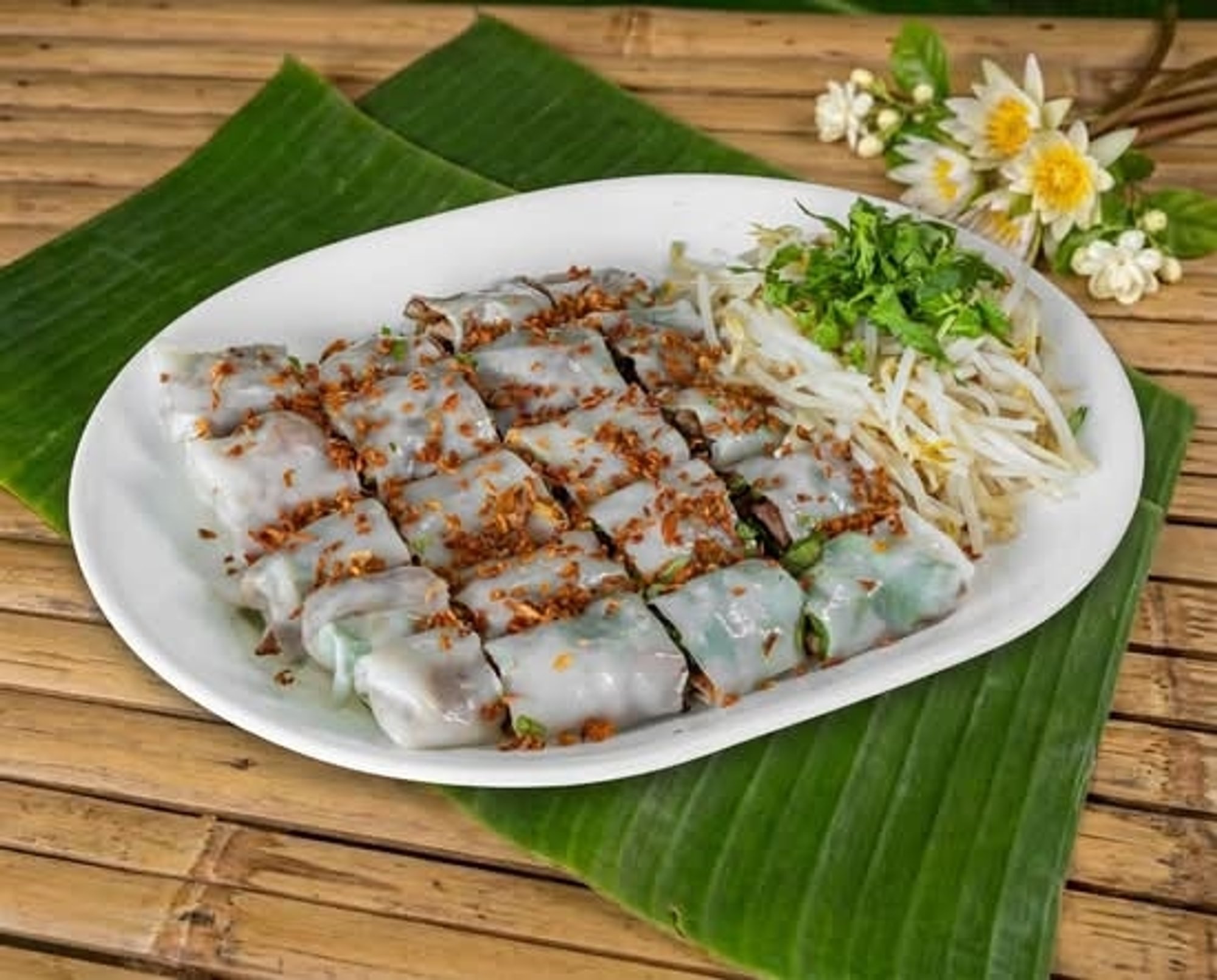 Steamed Rice Paper with BBQ Pork (Bánh Cuốn Thịt Nướng)