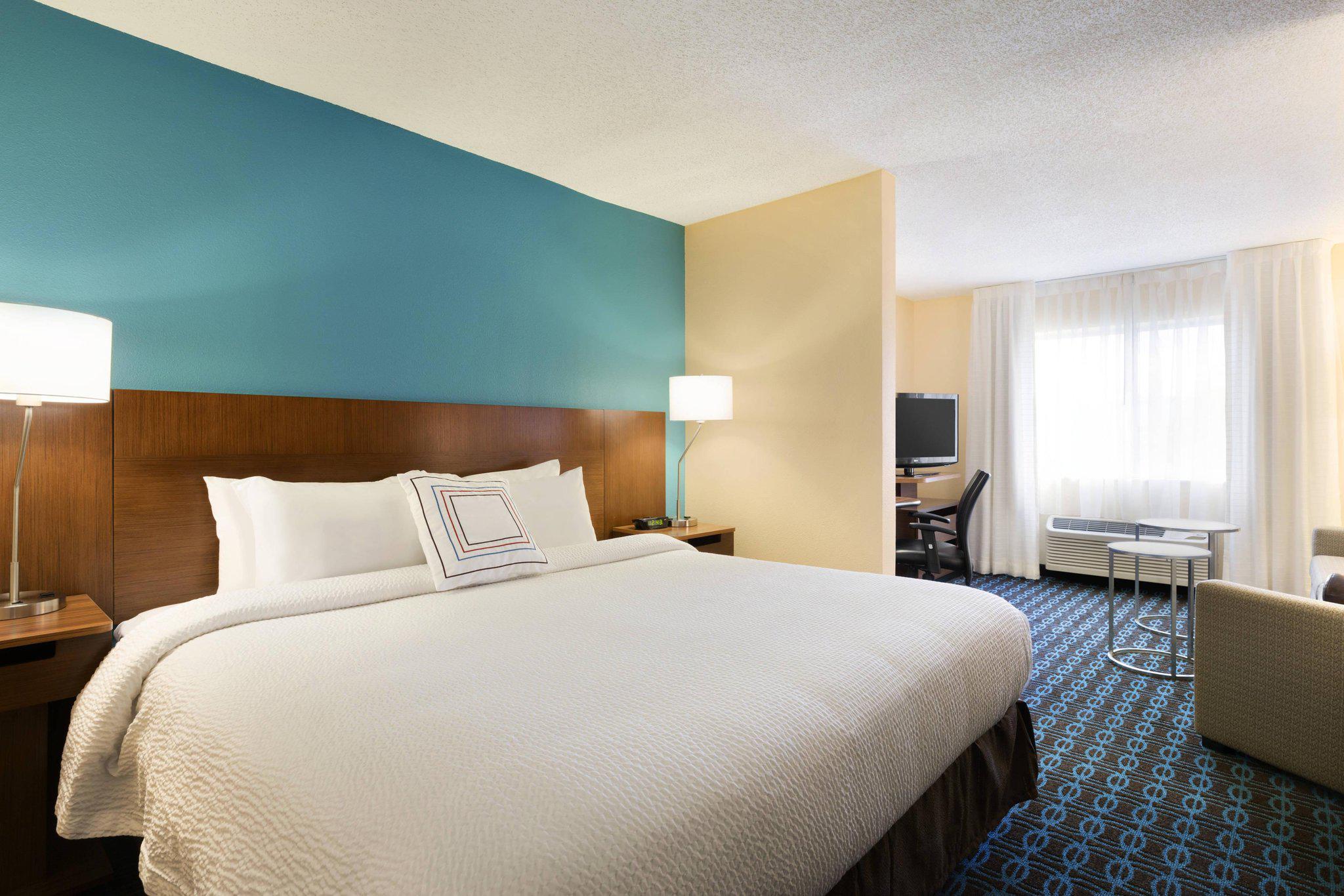 Fairfield Inn & Suites by Marriott Colorado Springs Air Force Academy Photo