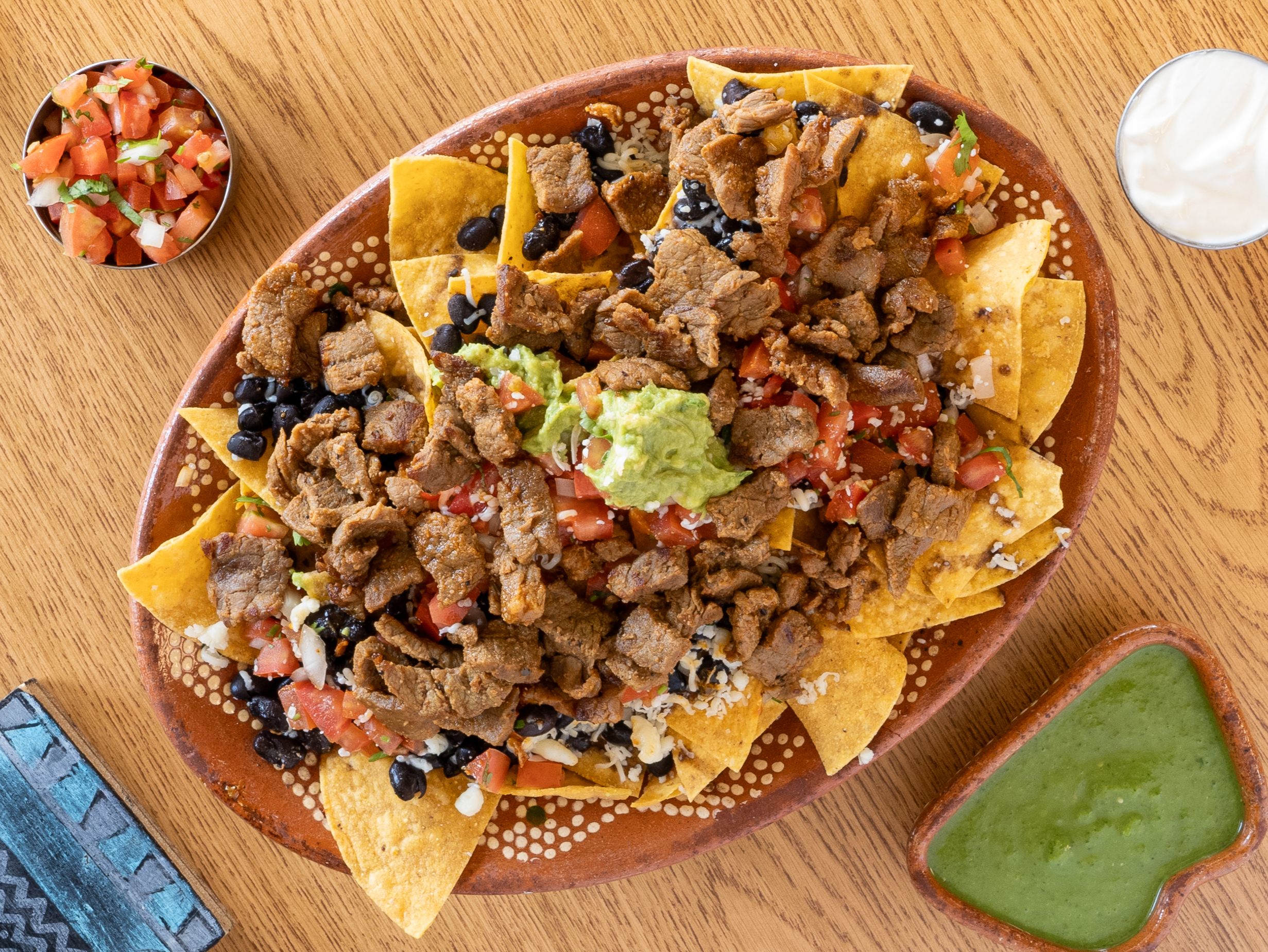 Short Ribs BBQ (pork) Nachos