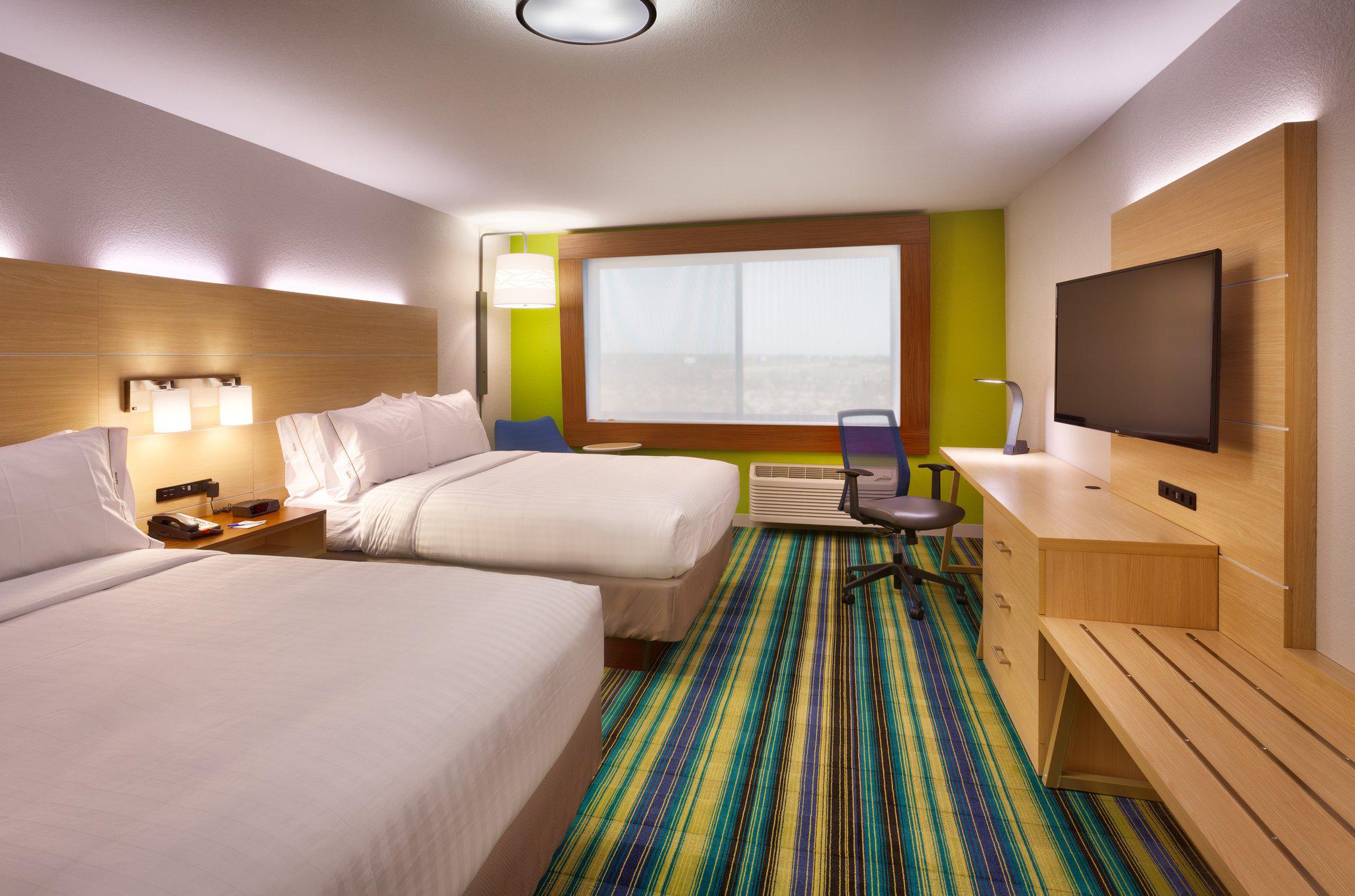 Holiday Inn Express & Suites Phoenix West - Buckeye Photo