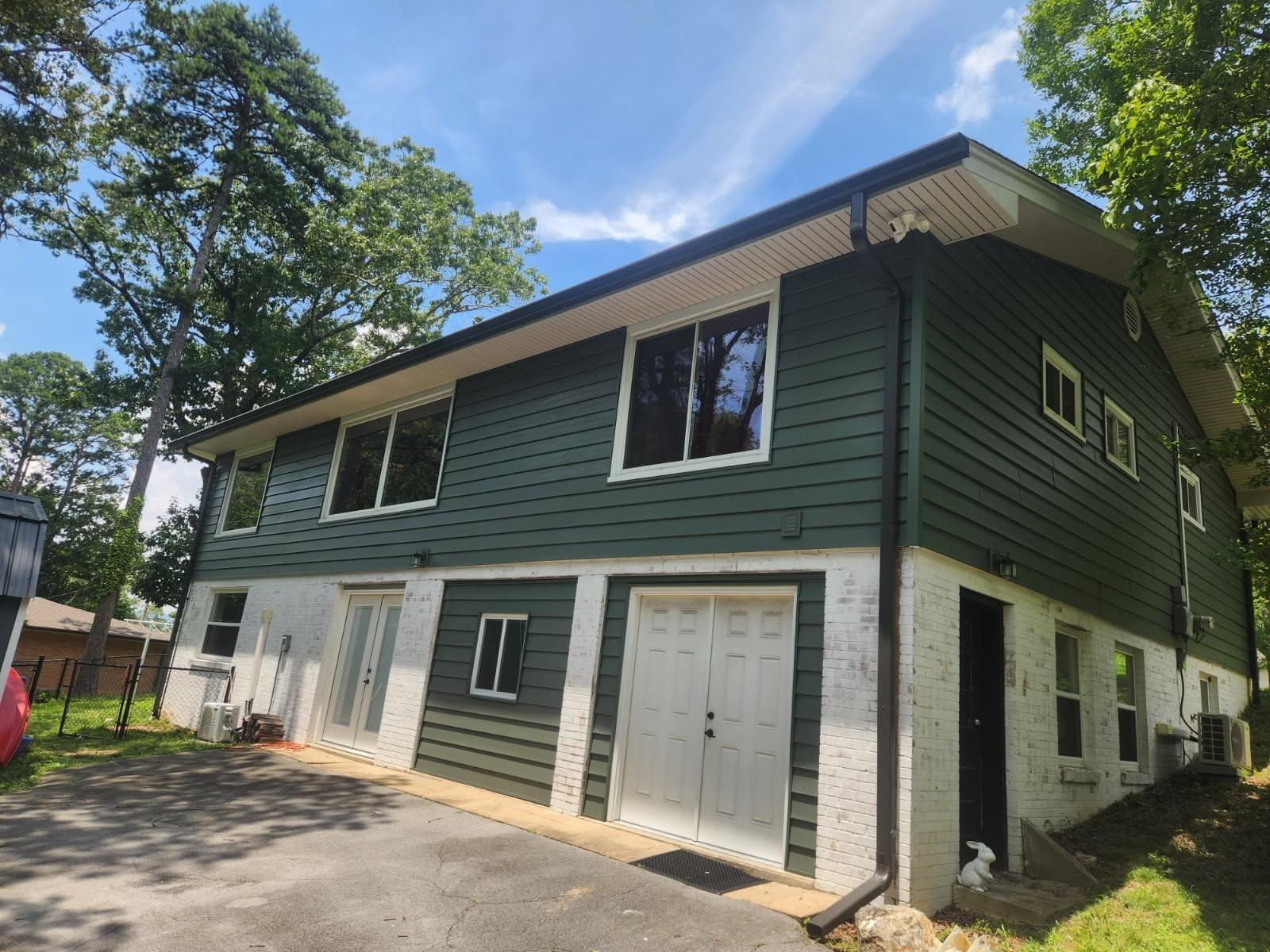 Premier Home Improvements Image