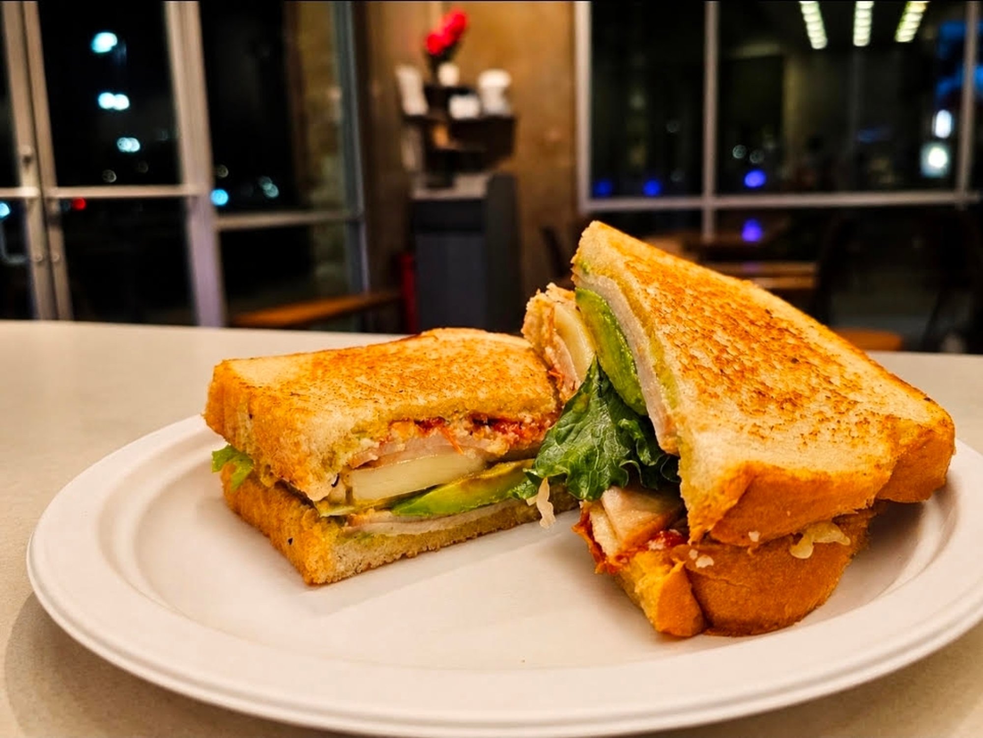 Smoked Turkey Avocado Sandwich