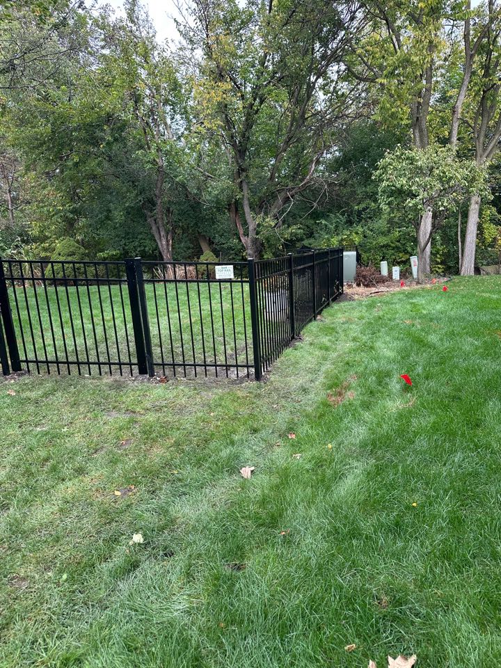 Top Rail Fence Naperville Image