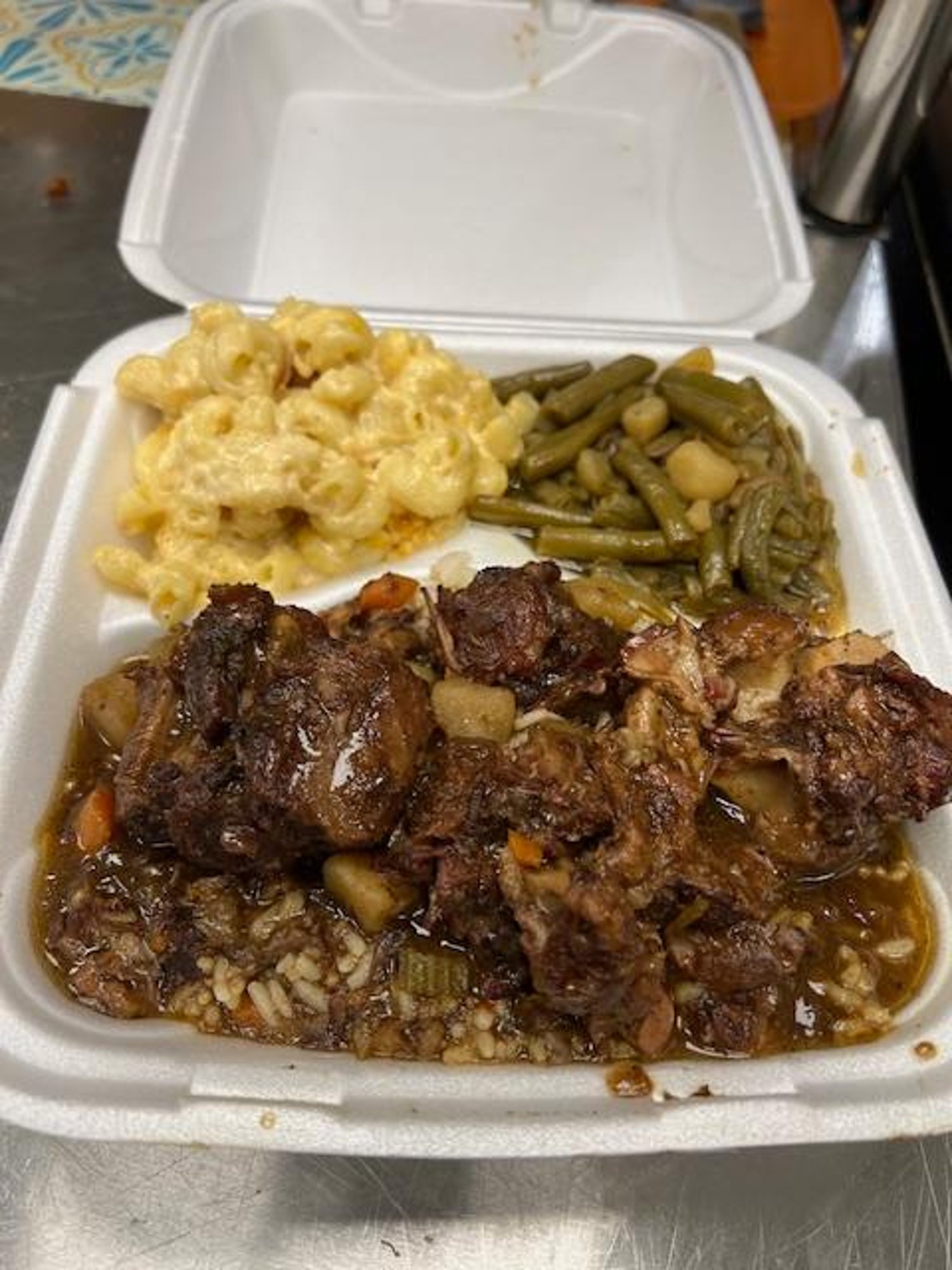 Oxtails with Rice