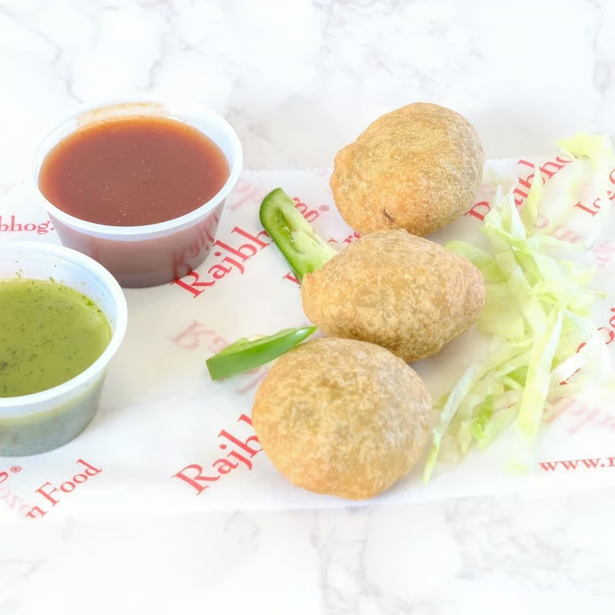 Lilva Kachori (3 Pieces)