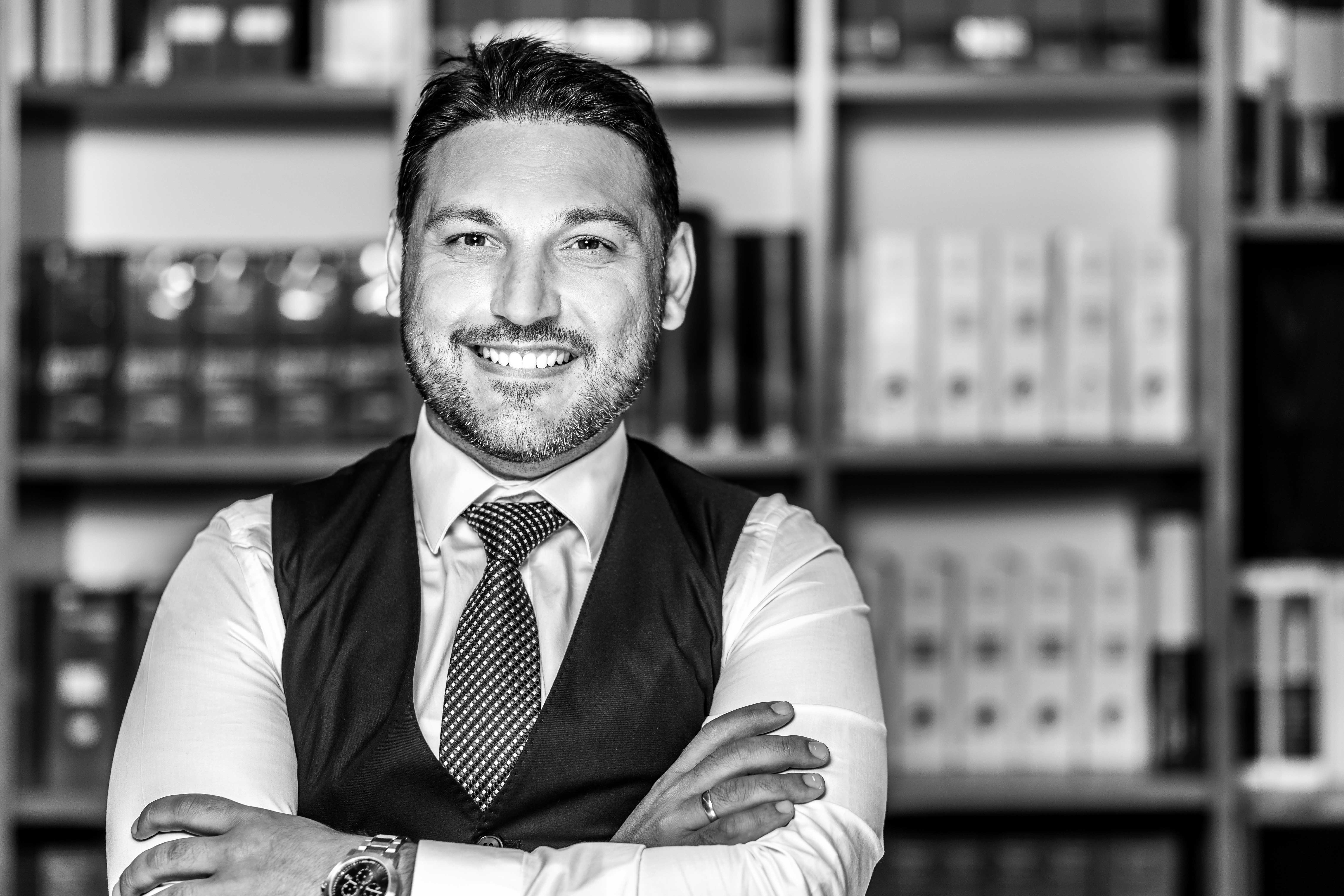 Bilder Rechtsanwalt Yendi | Köln Mülheim
