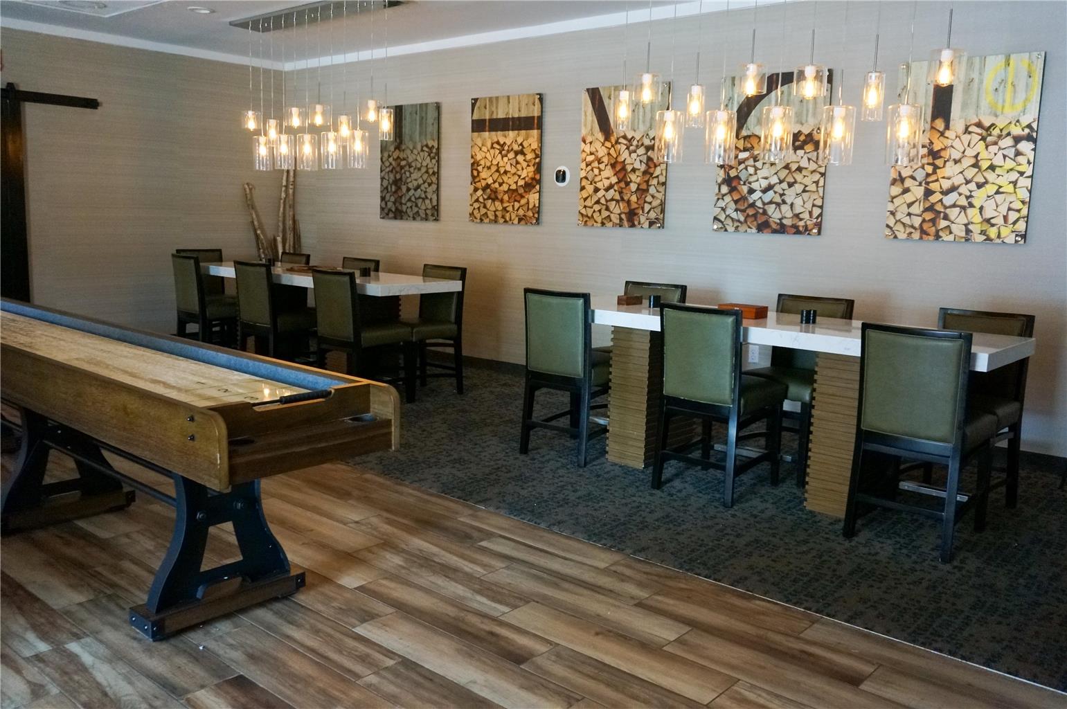 DoubleTree by Hilton Neenah Image