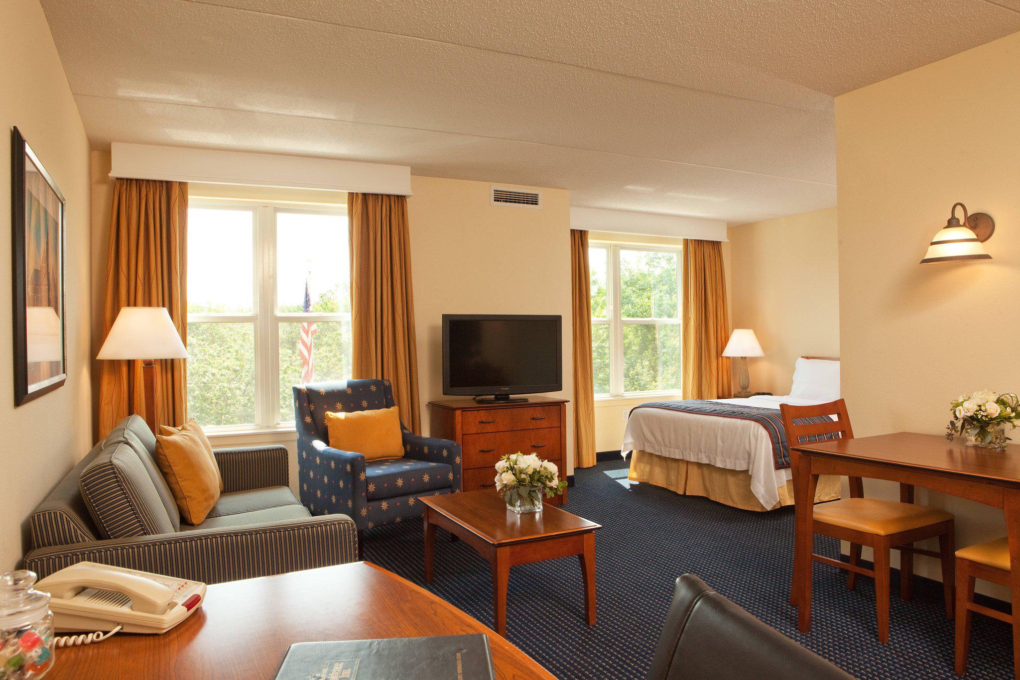 Residence Inn by Marriott Boston Woburn Photo