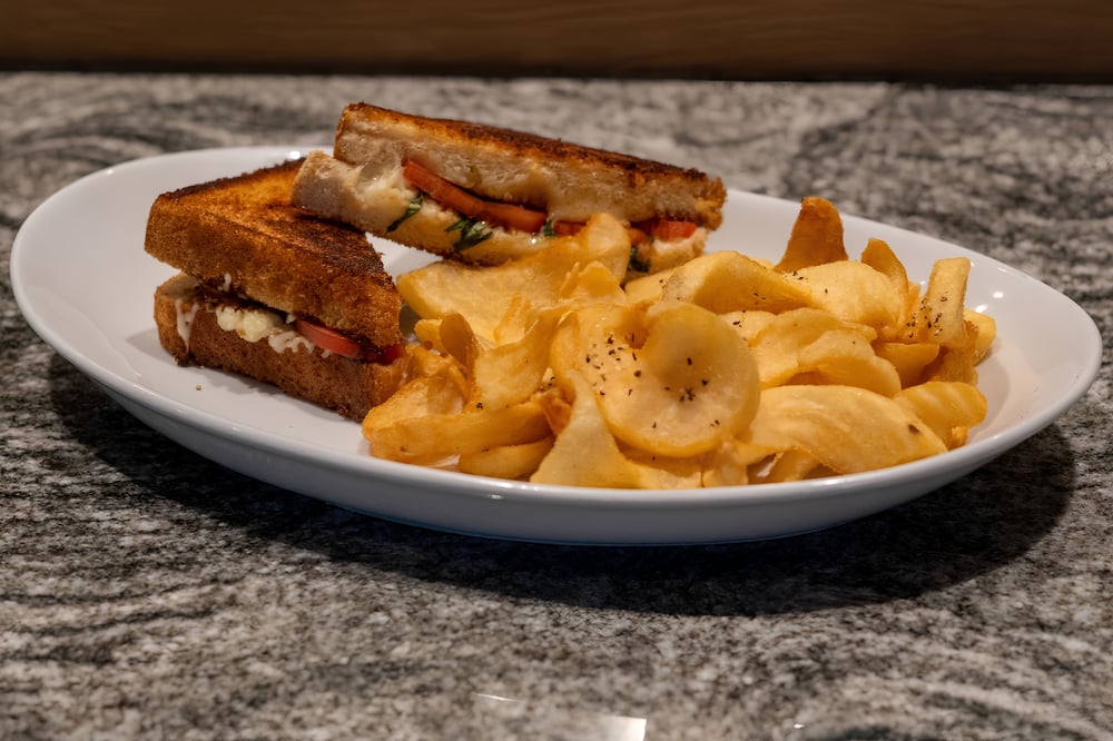 Basil-Tomato Grilled Cheese
