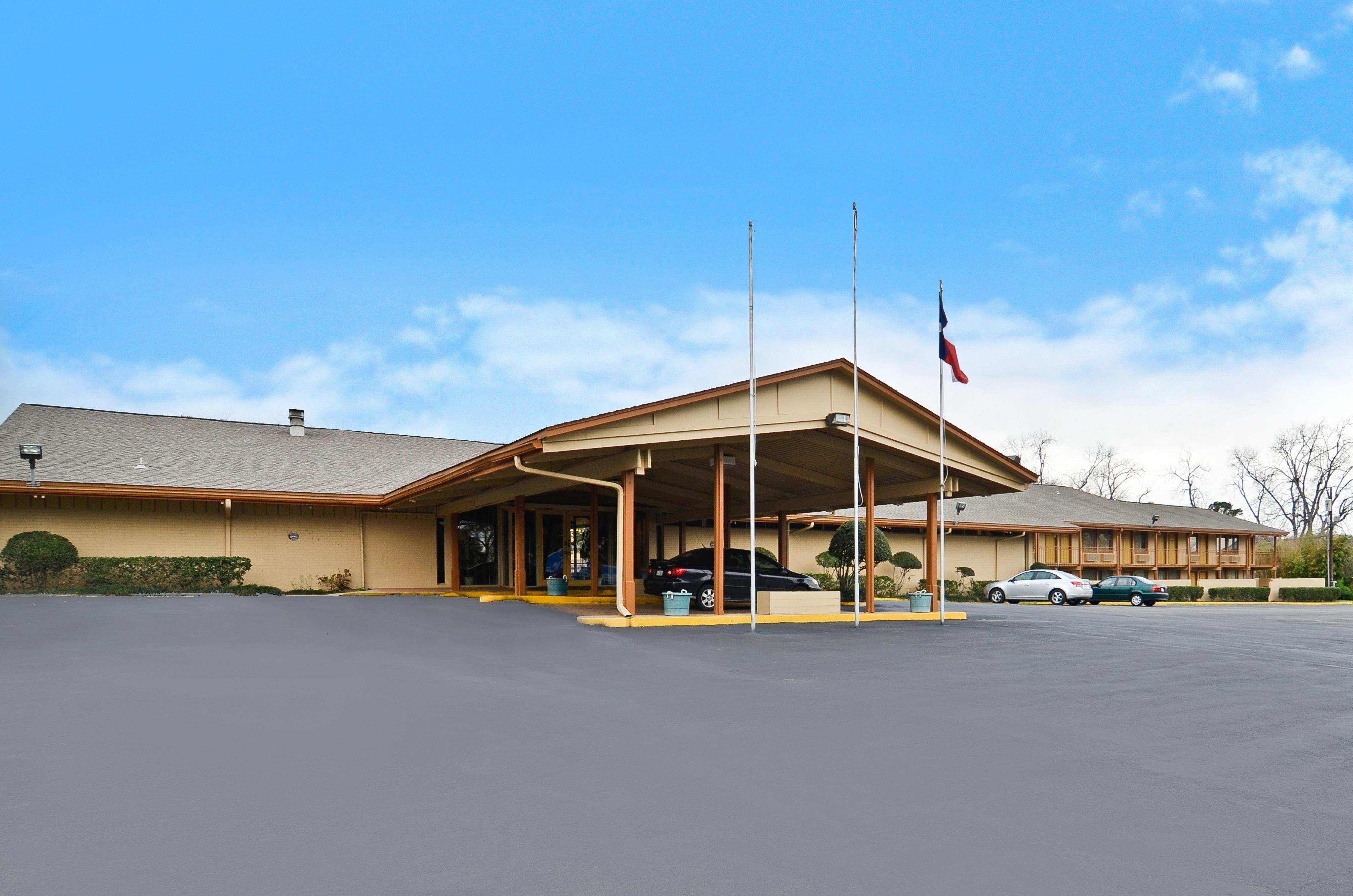 Americas Best Value Inn Athens Tx 716 E Tyler Street Americas Best Value Inn Athens Tx 716 E Tyler Street Hotels Motels Mapquest
