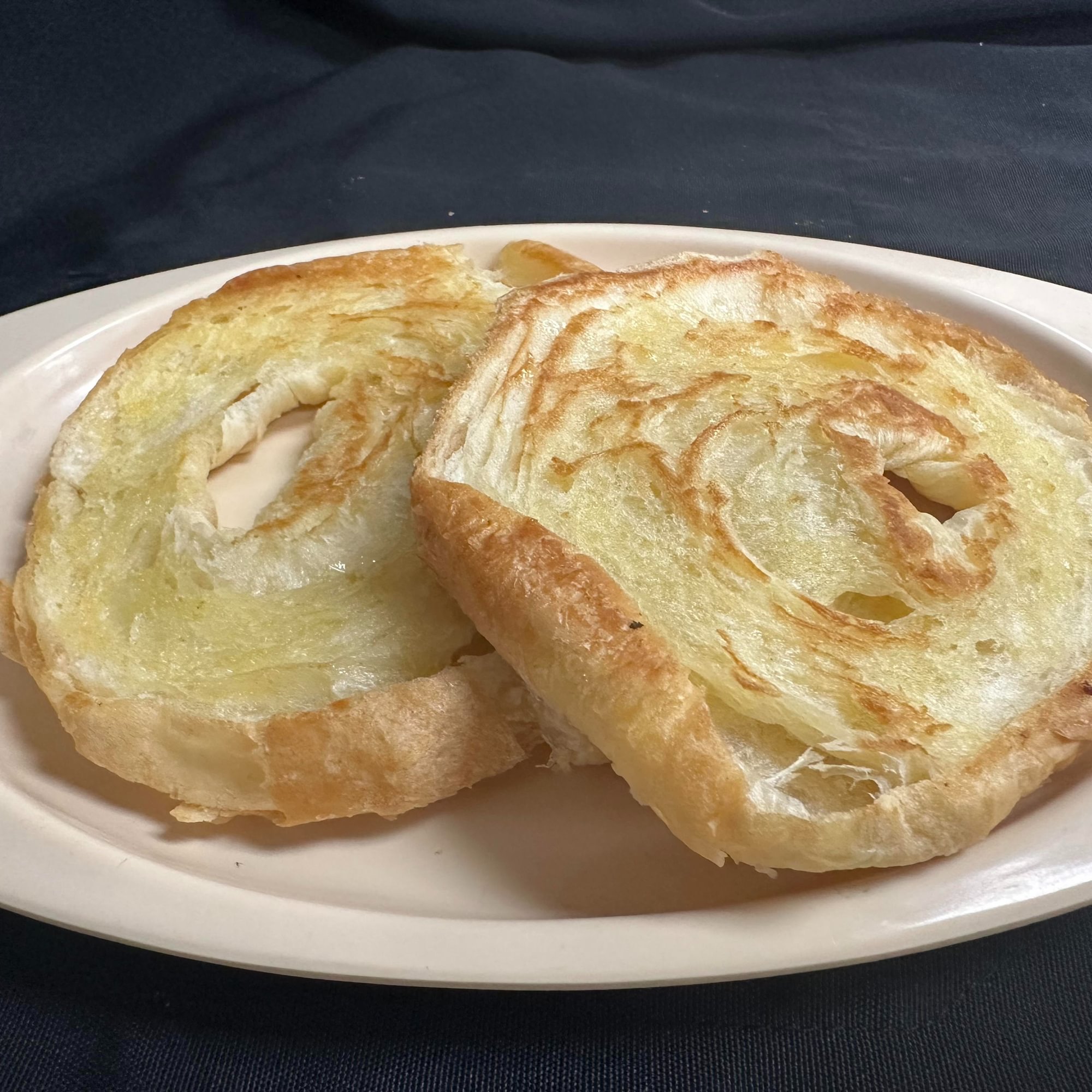 Croissant Side-1