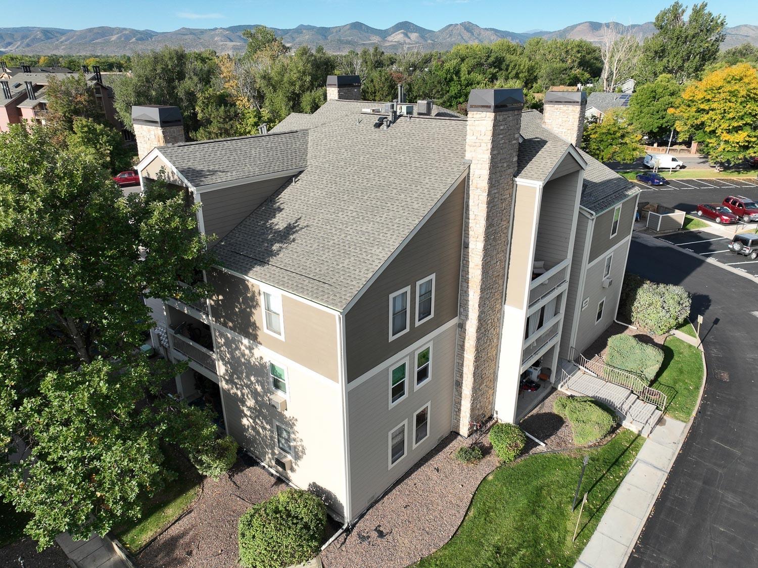 ELK Roofing & Construction Image