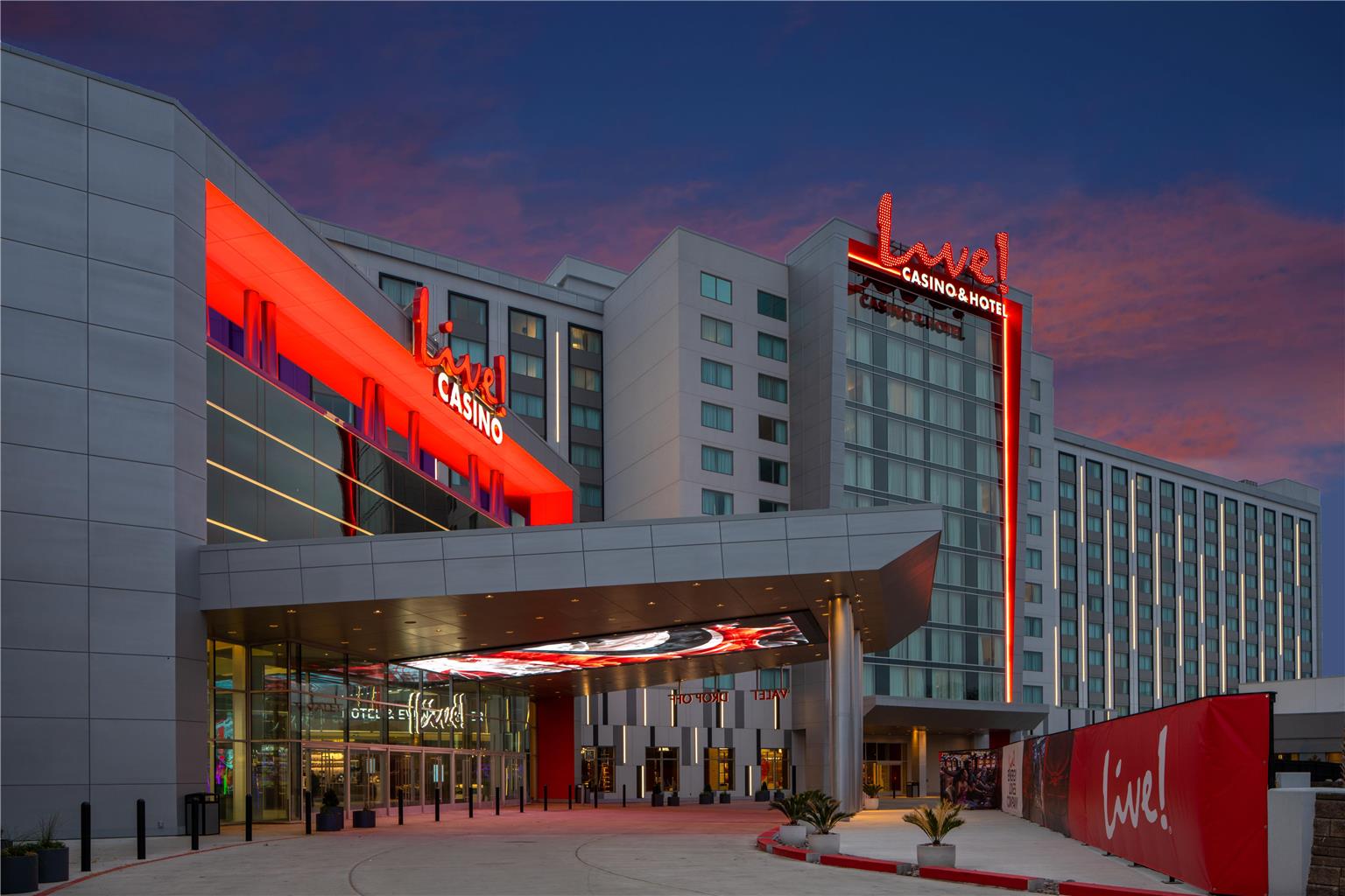 Live Casino &amp; Hotel Louisiana, Curio Collection by Hilton Logo