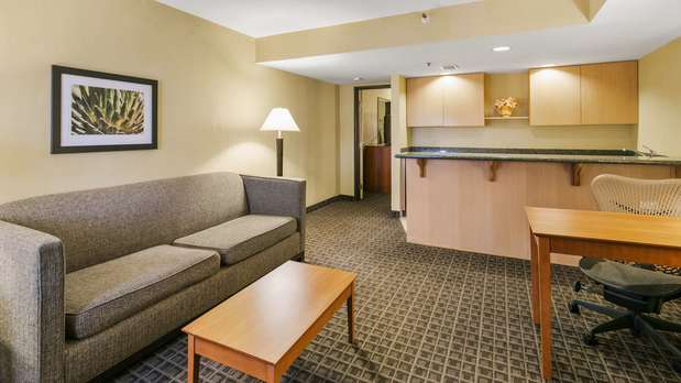Images Best Western Plus Scottsdale Thunderbird Suites