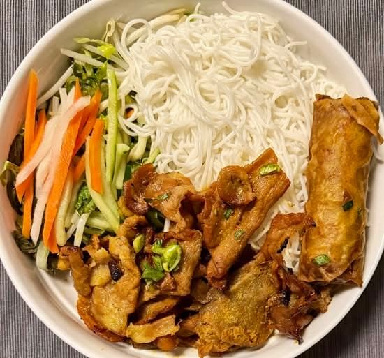 B3 - Grilled Pork & Egg Rolls - Bún Thịt Nướng Chả Giò