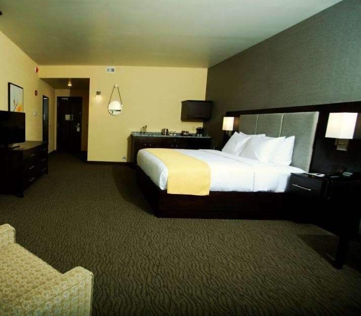 DoubleTree by Hilton Hotel Bemidji Photo