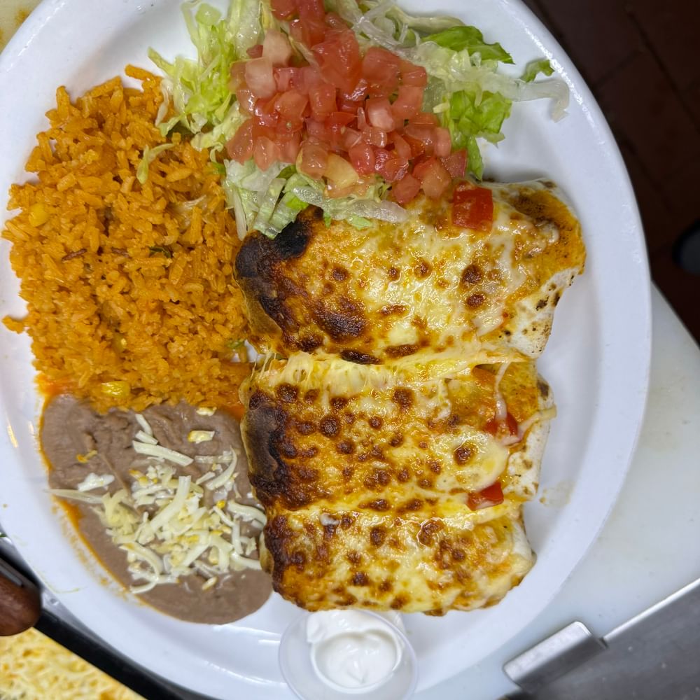 3 Mini Burritos Suizos