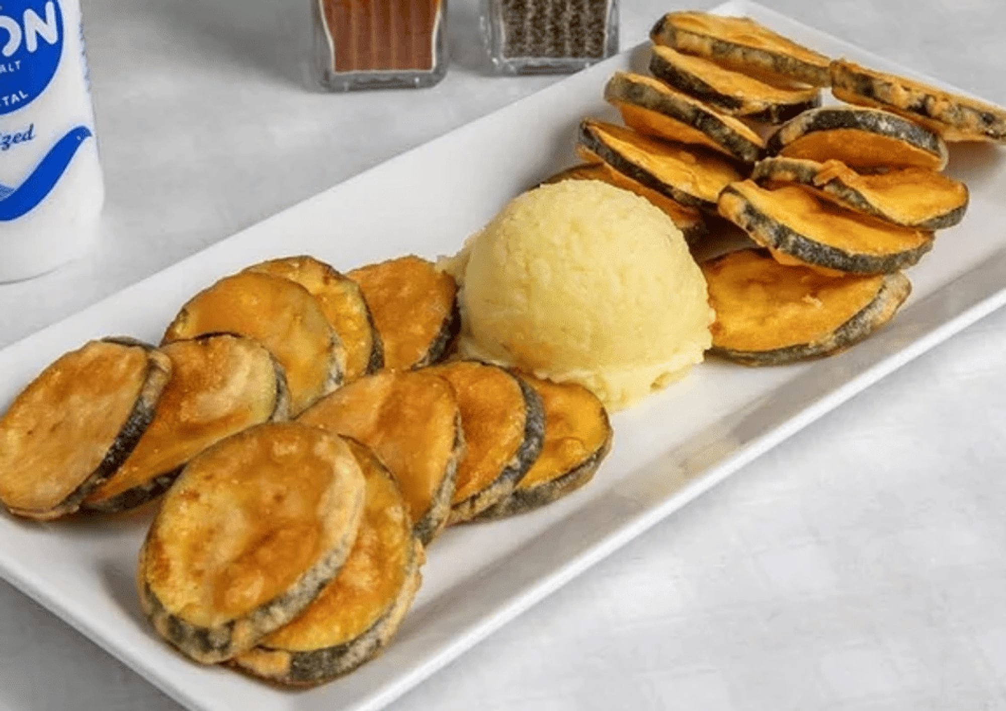 Homemade Kolokeethakia (Fried Zucchini)