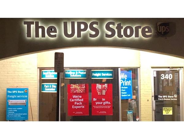 Facade of The UPS Store Us 41