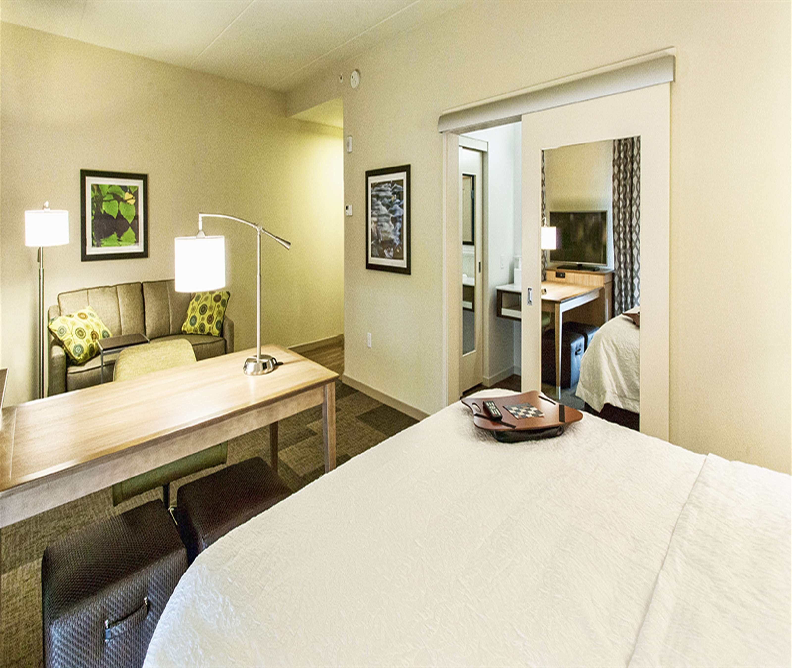 Guest room