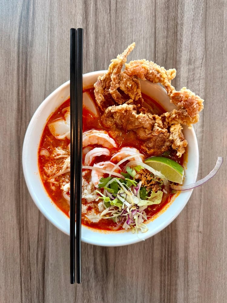 Bánh Canh Tôm Cua (Shrimp and Crab Noodle Soup)
