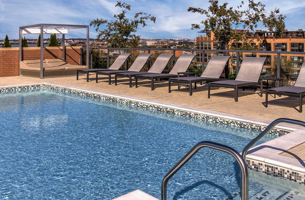 Images Camden NoMa Apartments