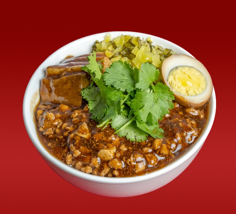 Grandma Braised Chicken Rice 阿嬤滷雞肉飯