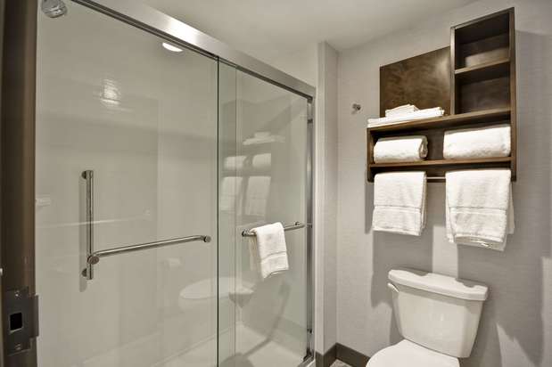 Images Homewood Suites by Hilton Warren Detroit