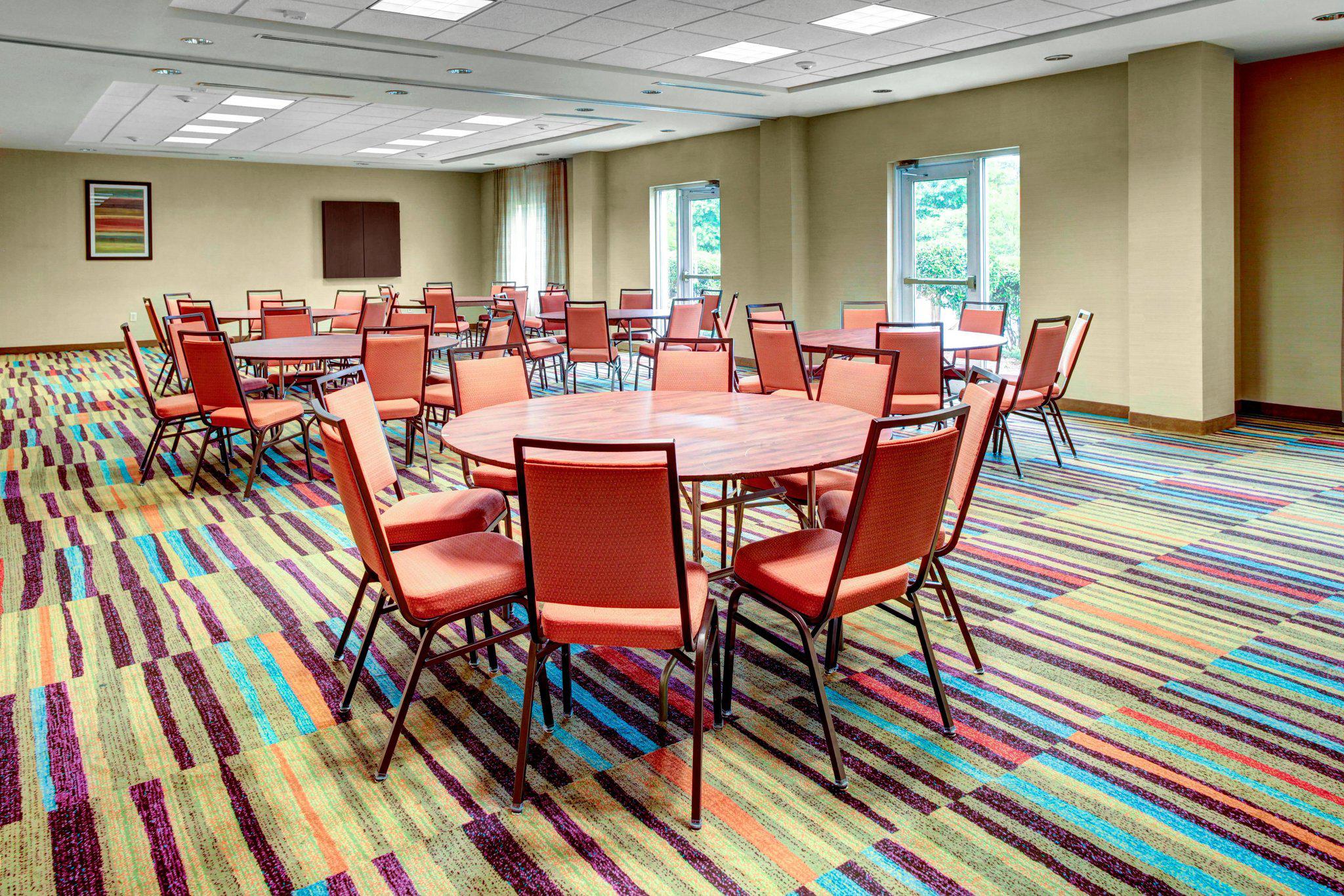 Fairfield Inn & Suites by Marriott Atlanta Stonecrest Photo